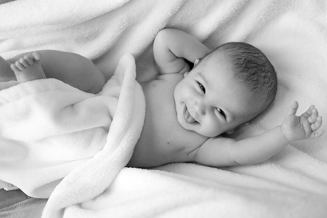 Information About What Should Baby Wear Under Swaddle